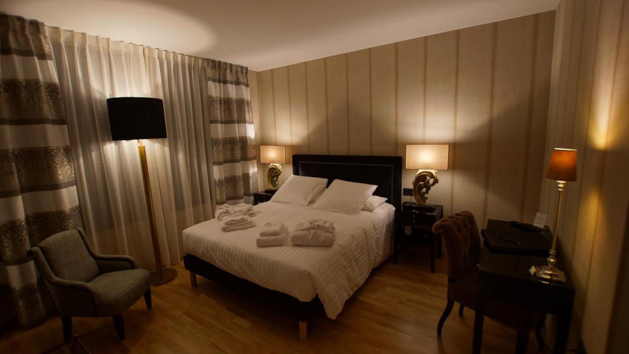 Hotel De Charme L'Oree Du Parc Romans-sur-Isère Εξωτερικό φωτογραφία