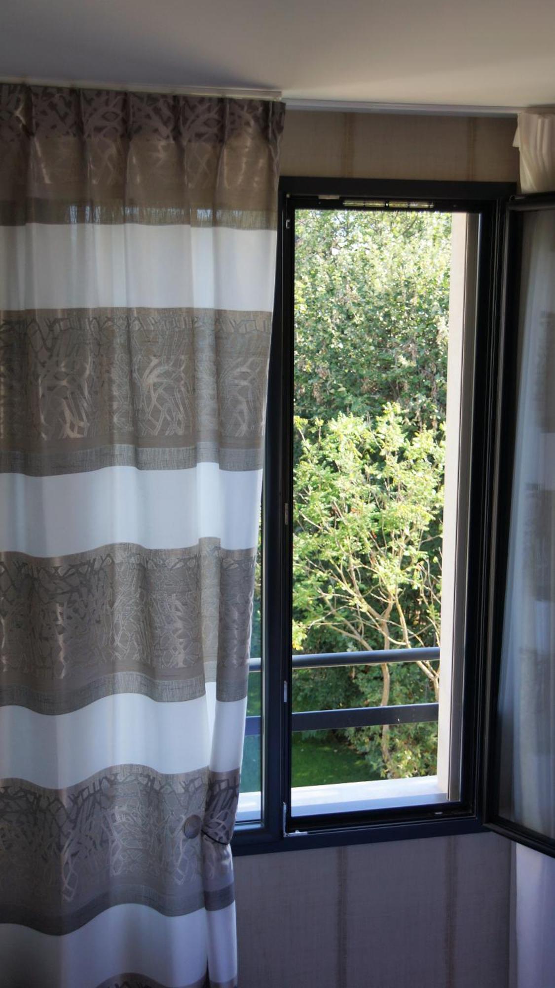 Hotel De Charme L'Oree Du Parc Romans-sur-Isère Εξωτερικό φωτογραφία