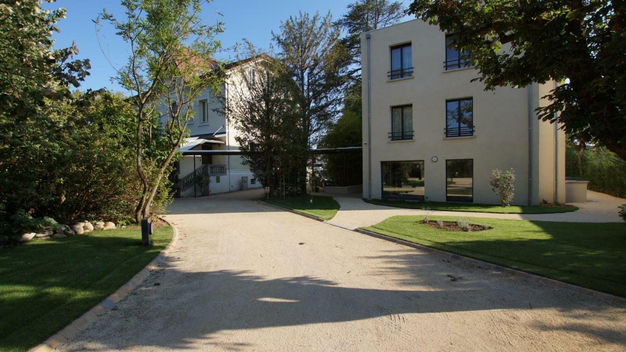 Hotel De Charme L'Oree Du Parc Romans-sur-Isère Εξωτερικό φωτογραφία
